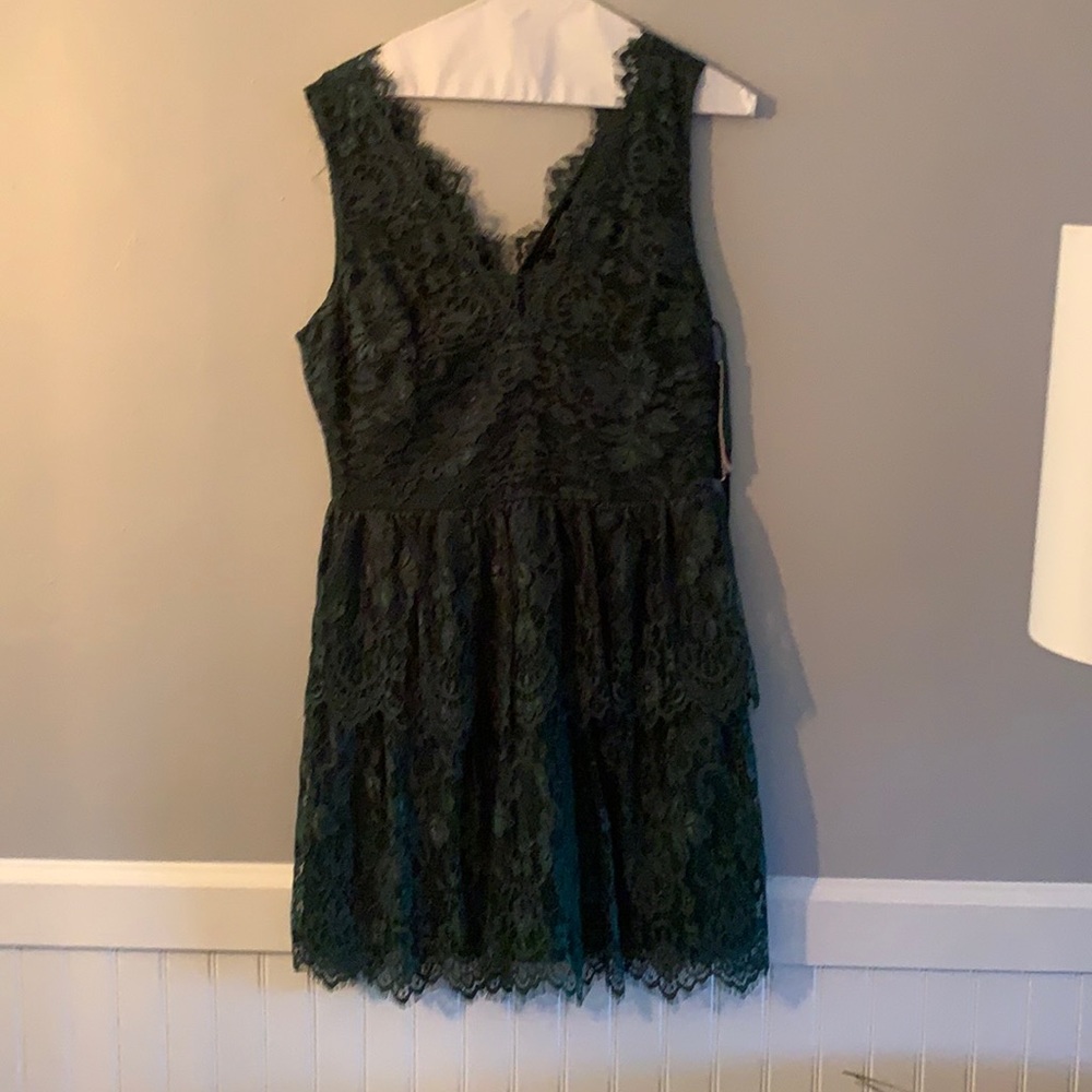NWT Gianni bini lace dress